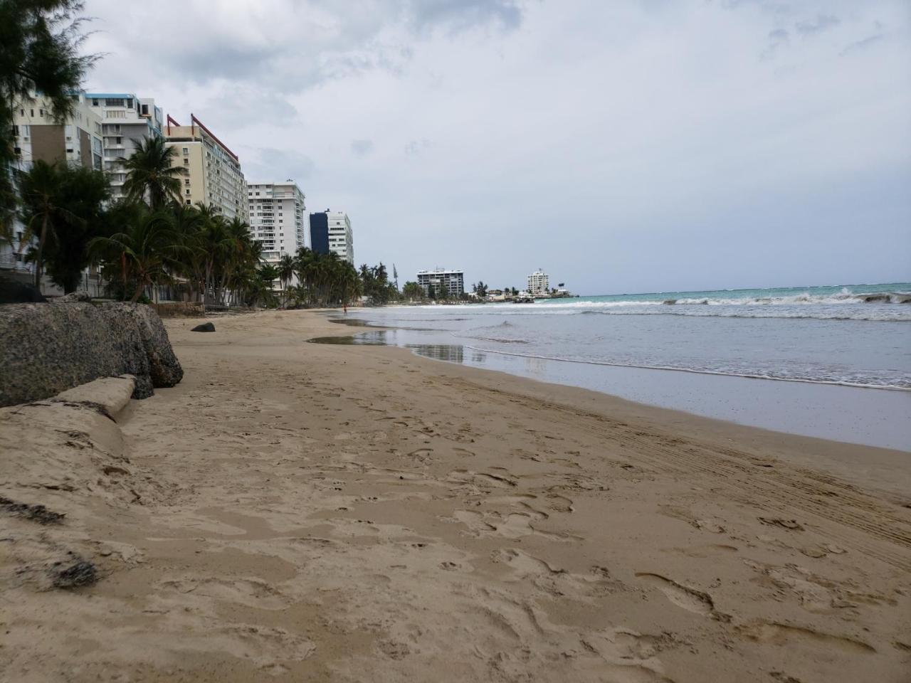 Beach Front Apt Isla Verde 3 Lägenhet San Juan Exteriör bild