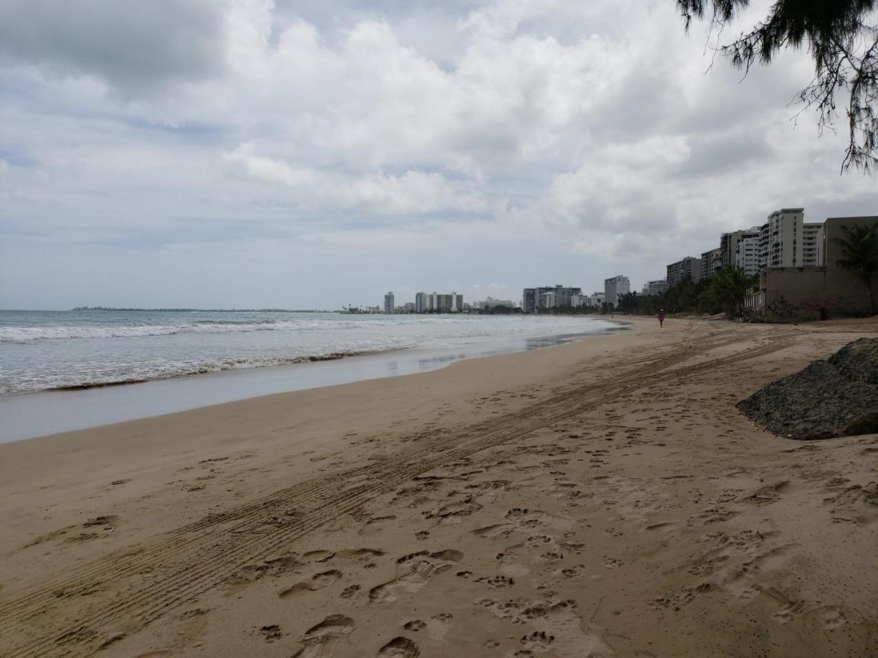 Beach Front Apt Isla Verde 3 Lägenhet San Juan Exteriör bild